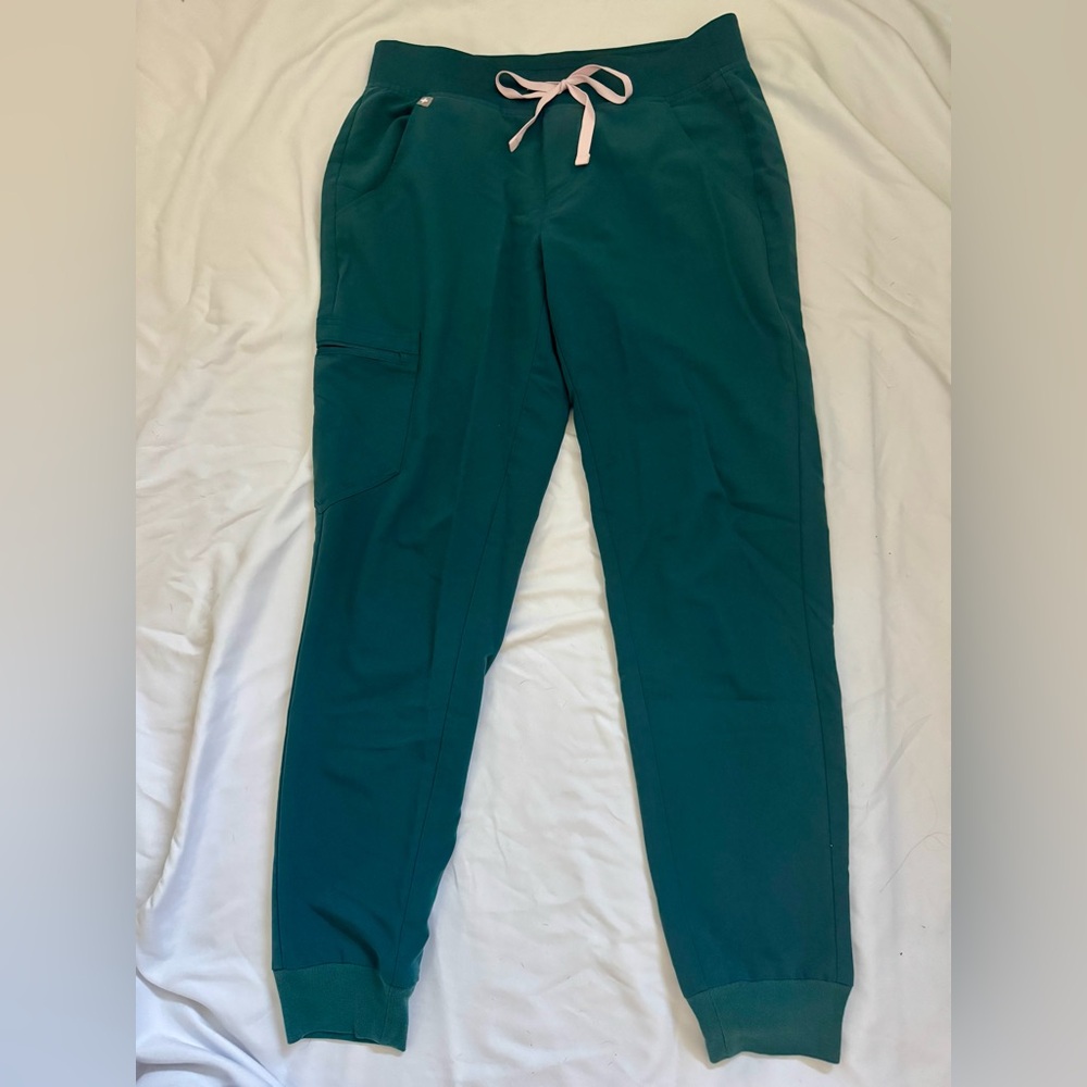 Figs Men's Green Cargo Pants